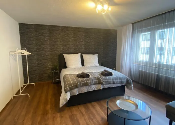 Apartamento Sehr Gute Lage Mit Straßenbahn Vor Der Tür&riesen Bett, Messe Nah Essen